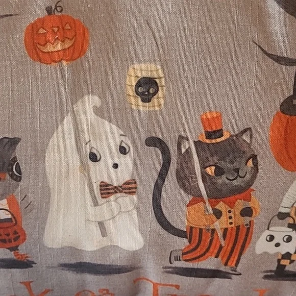 Cynthia Rowley pillow - Picture 3 of 10